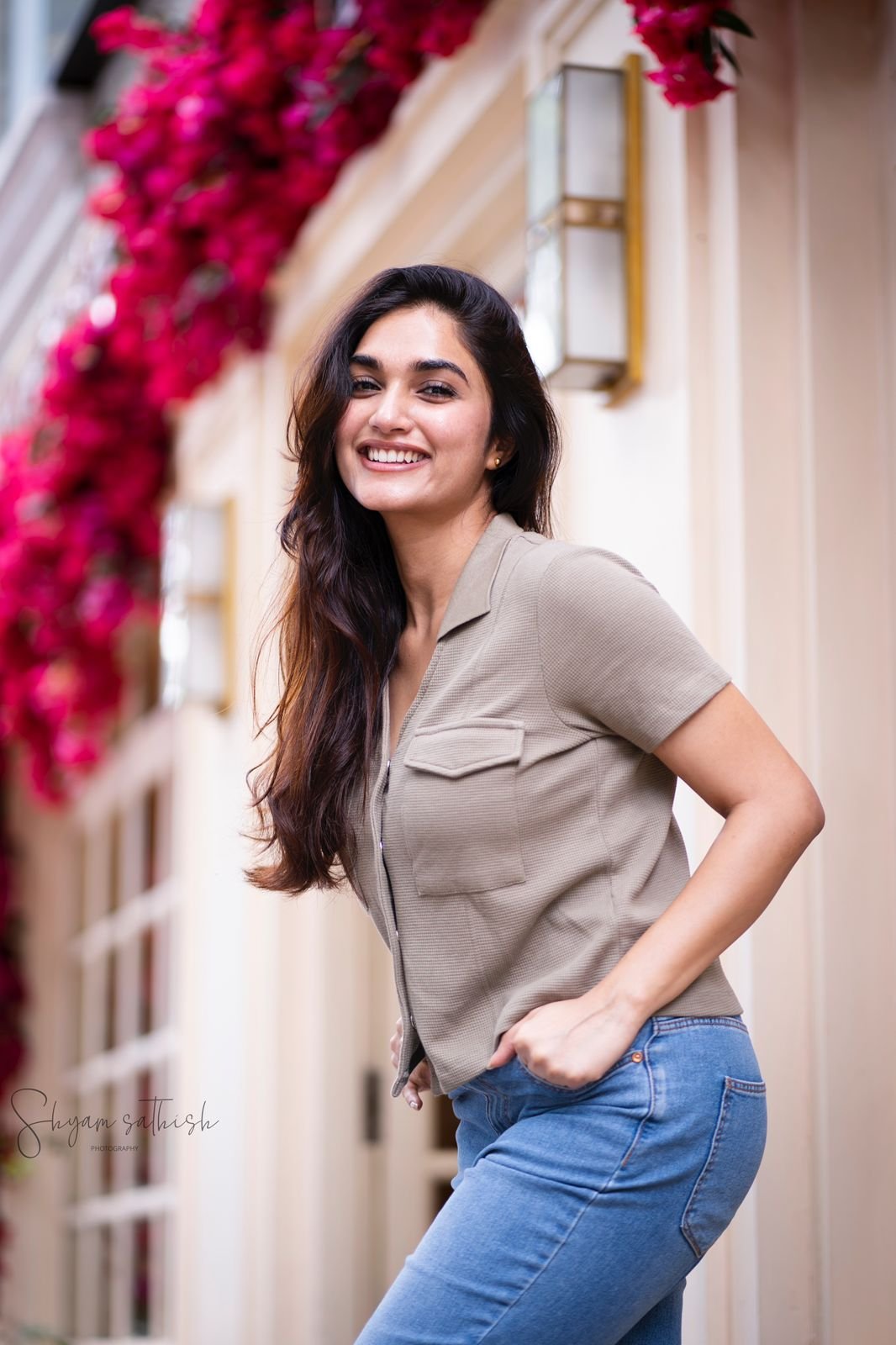 Sushmita / 25 / 5.5'